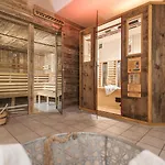 Montana Apartment *
